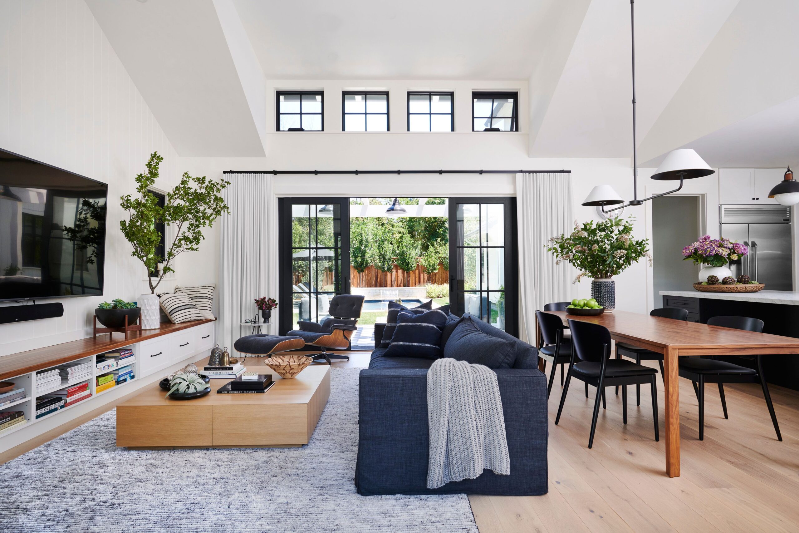 Open Floor Plans: Pros and Cons for Modern Homeowners